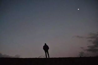 背放手还要去挽回吗，离开后的挽回，还来得及吗？