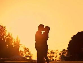 复合挽回女友男生的话,男生如何成功挽回女友？