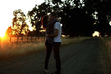 真性分手挽回话语,挽回爱情：真心话语让她回来