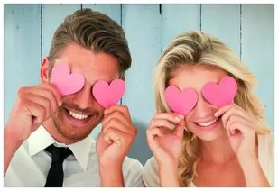 前女友企图挽回男子,女子抢救爱情，拯救前男友