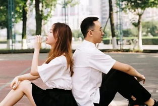 男女分手谁会先挽回,分手后，男女谁会先主动挽回？