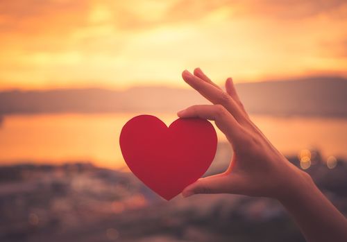 挽回感情不回头的人,如何快速挽回放弃感情的TA