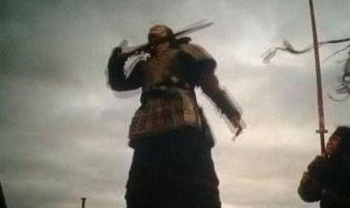 被当众羞辱又挽回面子，当众受辱后的英雄气概