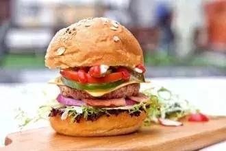 汉堡王如何挽回形象,汉堡王重塑品牌形象，复兴新生。