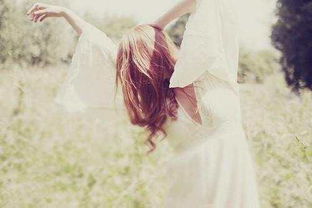 吵架了怎么挽回女，如何挽回女友的心：人人都会有争吵，但如何化解？