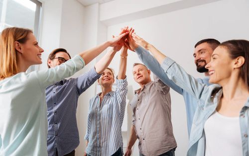 男友是同事如何挽回,挽回同事男友的秘诀