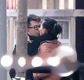 黄晓明分手挽回女友文案,黄晓明翻船了！分手后终究未能挽回女友