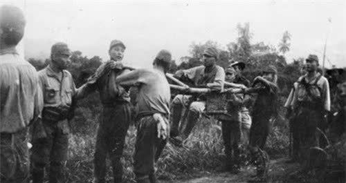 卡挽回他的尊严,如何重建他的尊严