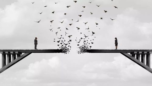 对象要和前任复合挽回,如何挽回前任，让你们复合？