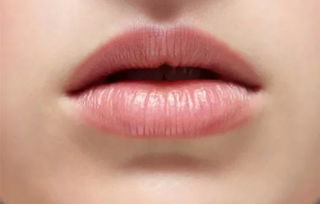 女生嘴唇太厚怎么挽回,嘴唇过厚怎么美观自然？