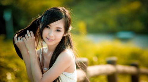 美女为了挽回男友视频,美女拼命挽回男友，终成正果