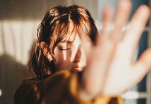 渣女如何挽回男友，如何让女孩成功挽回男友的心？