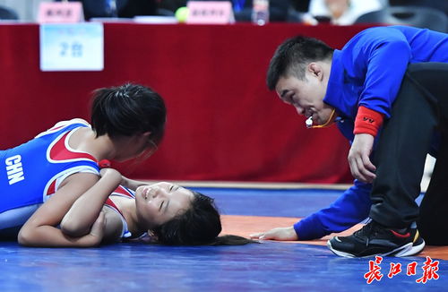 摔跤了如何挽回好感,挽回观众好感的秘诀：摔跤手如何做到的？