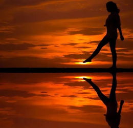 挽回相爱的人的句子,如何重新赢回爱人的心？