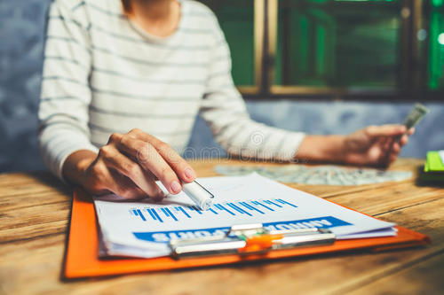 初二学生退步怎么挽回，初二学生如何挽回学习退步的局面