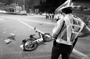 车祸挽回昔日的爱，意外相遇，车祸后的重逢