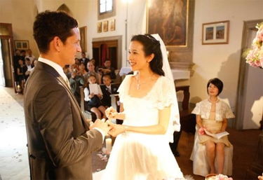 初恋婚礼挽回视频,初恋婚礼现场视频感人，让人动容！