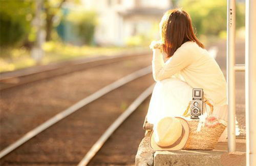 女生挽回爱情卑微吗,女生挽回爱情是否需要自卑？