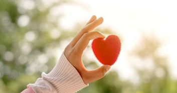 怎挽回继女的心，如何重新赢得失落的继女信任？