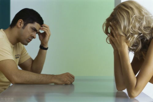 单膝跪地挽回前女友，如何用真情挽回Ex？成功重获前女友！