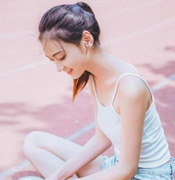 美女隆胸后挽回男友,爱情大战：她为挽回他隆胸成功