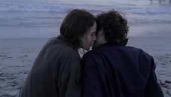 挽回要主动联系对方,如何主动挽回TA的心？