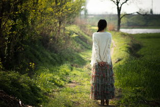 女人还要去挽回吗,女人必须挽回吗？