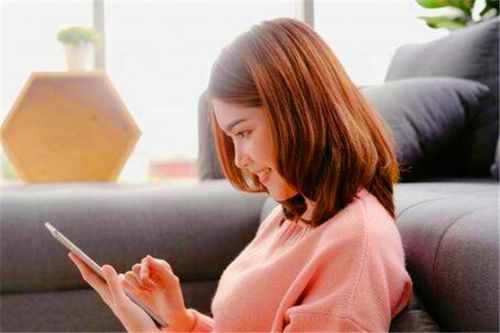 直男挽回女生的话,如何用言语挽回女生