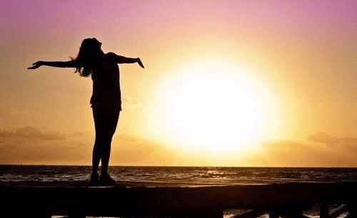 怎么判断感情该挽回,如何判断是否该挽回感情