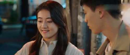 重生肥妻挽回首长，用真心挽回首长心，离婚肥妻重生辉。