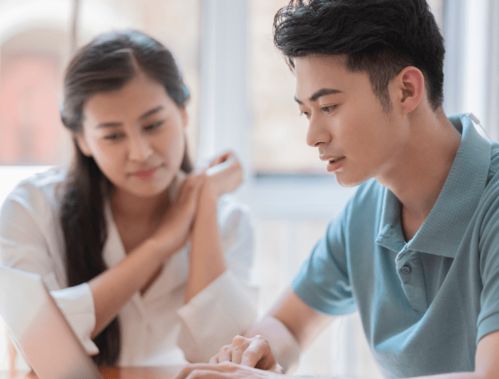 这样的男生该不该挽回，这样的男生还值得你挽回吗？