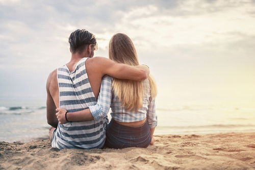 女孩说做朋友挽回,用友谊挽回感情，女孩的故事