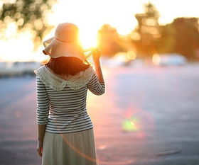 对女人伤心了怎么挽回，怎样抚慰女性心灵，挽回她的心？