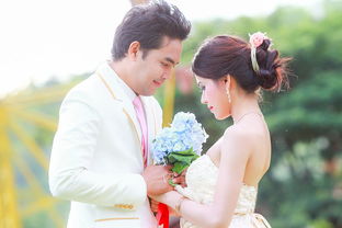 老公深情挽回媳妇视频,夫妻感情超甜美：老公深情挽回媳妇