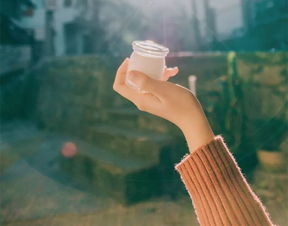 挽回女友要冷处理,如何挽回女友：避免联系，冷静处理