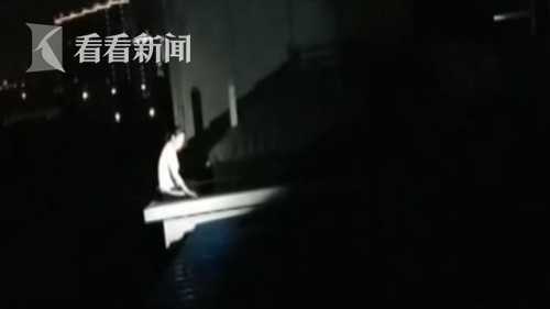 女人欲轻生挽回男人,女子轻生为挽回男友