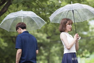 男子挽回女友吞玻璃,她吞了玻璃，他竭尽全力挽救她