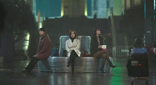 断臂女孩挽回男孩的视频，断臂女孩的深情告白：一段感人至深的爱情故事