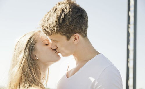 如何挽回有新欢女友,如何挽回有新欢的女友——新标题：成功挽回新欢女友的方法