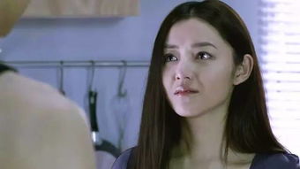 挽回时亲了前女友,重获前女友芳心：亲亲她，温暖她