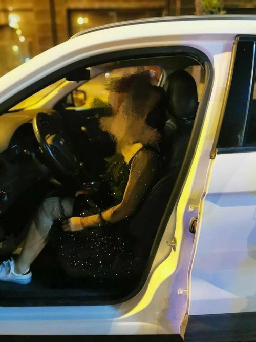 路虎男友挽回女友,男子挽回女友心，路虎车助攻