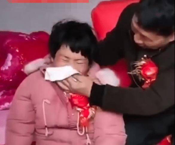 前妻很愤怒怎么挽回,重振婚姻步步为营，前妻再次绽放笑容