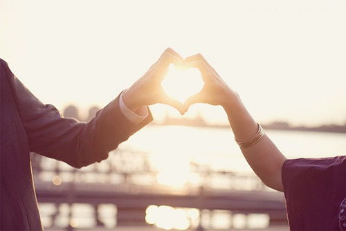 道歉挽回朋友的图片,朋友的图片道歉，重拾友情缘分