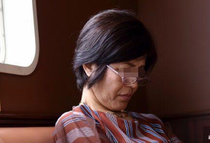 大妈想要儿子挽回前妻，大妈痴心不改，终日挥毫想挽回前妻