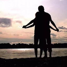 薄情女生怎么挽回男生呢，女生如何挽回男友的心？