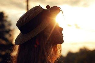 该走的不必挽回,离开的离开，留下的留下