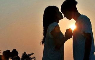 男友明明爱却不挽回,爱着却不挽回，男友心何在