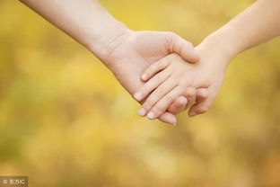 男人不爱需要挽回吗,男人不爱还要挽回吗？