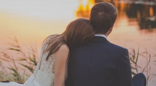 分手后如何挽回出轨,恢复感情：分手后如何挽回出轨