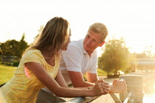 挽回老公心情的话,重振夫妻感情，放低身段，多沟通！